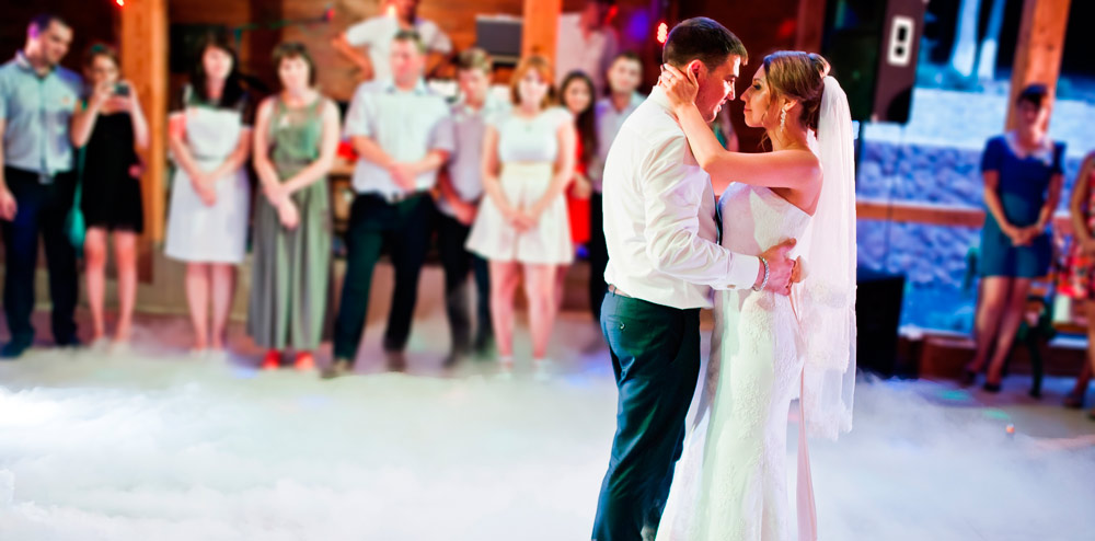 The Ultimate Guide to Wedding Reception Music