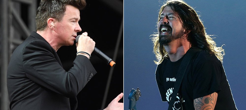 Foo Fighters/Rick Astley – Live Smells Like Teen Spirit/Never Gonna Give You Up